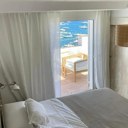 Beachfront Penthouse With Sea Views In